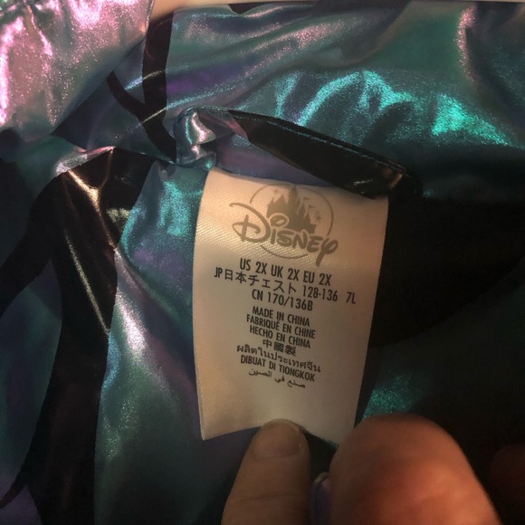 🎠Disney Iridescent Puffer Jacket- 680 $70 or $60 w/offer - Picture 2 of 3